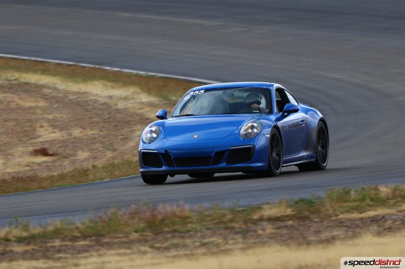 Porsche 911 GTS