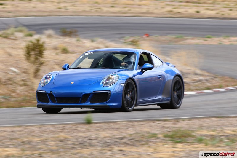 Porsche 911 GTS