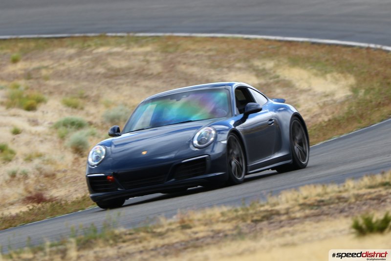 Porsche 911 GT3 gray