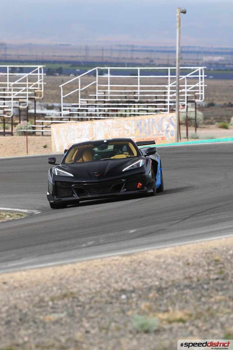 Chevrolet Corvette Z06 black