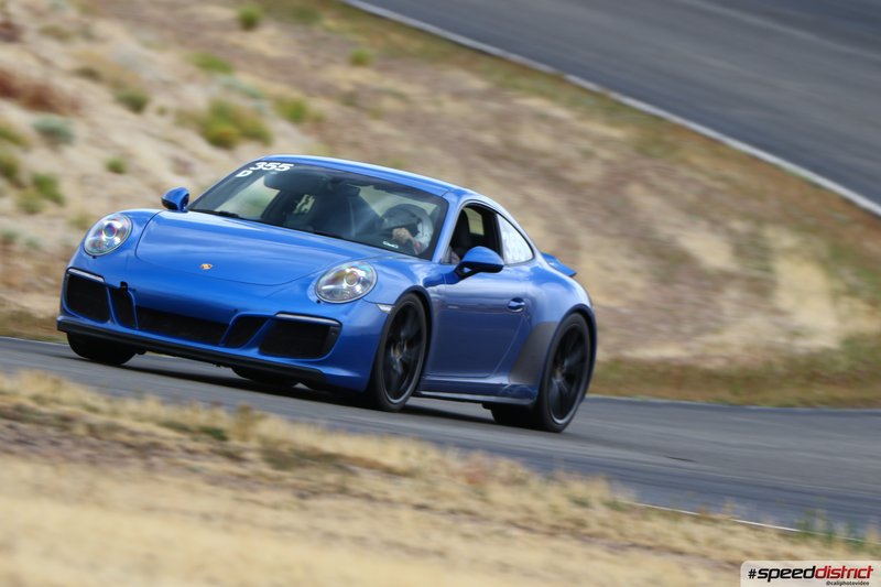 Porsche 911 GTS