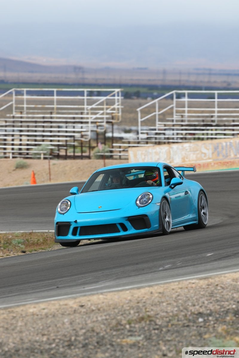 Porsche 911 GT3 blue