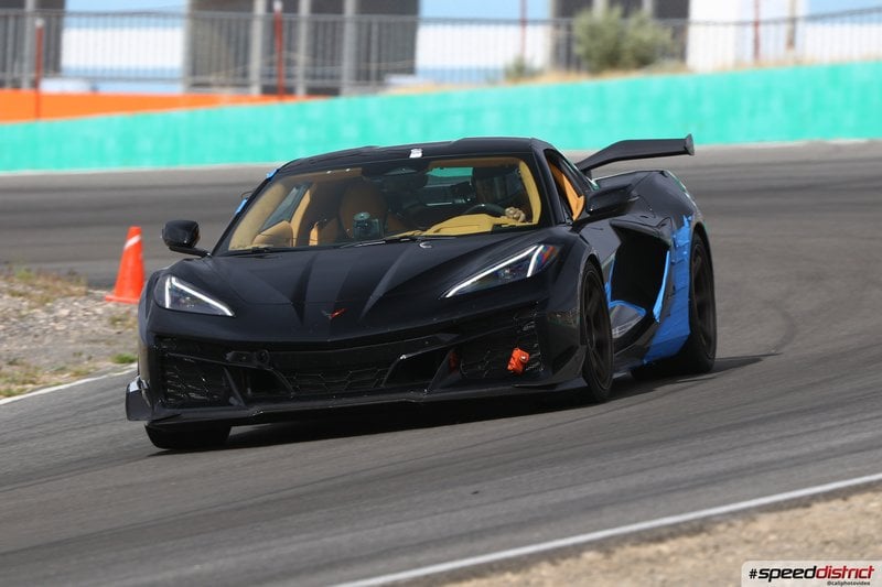 Chevrolet Corvette Z06 black