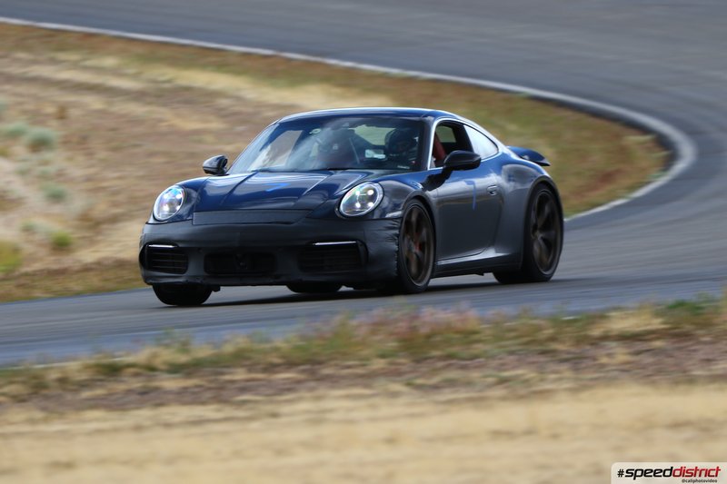 Porsche 911 GT3 blue