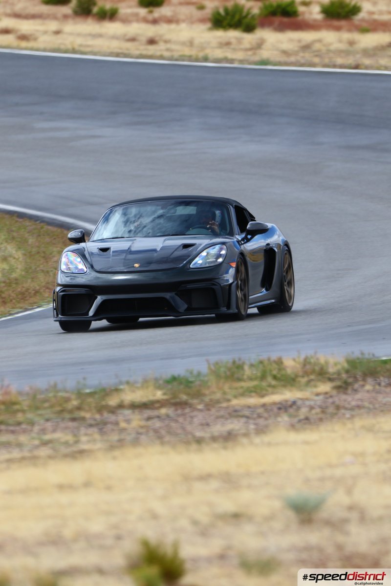 Porsche Cayman GT4 gray