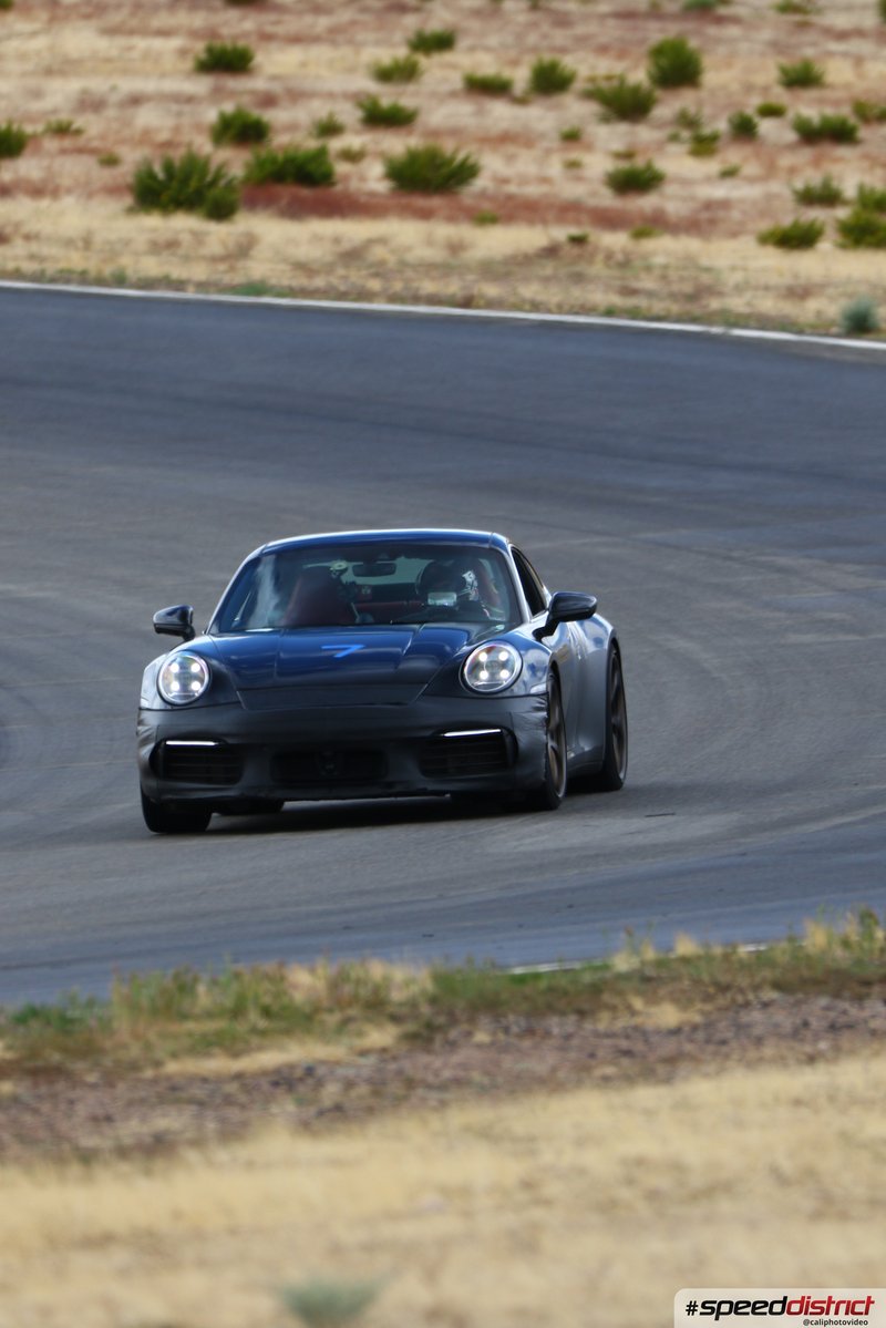 Porsche 911 GT3 blue