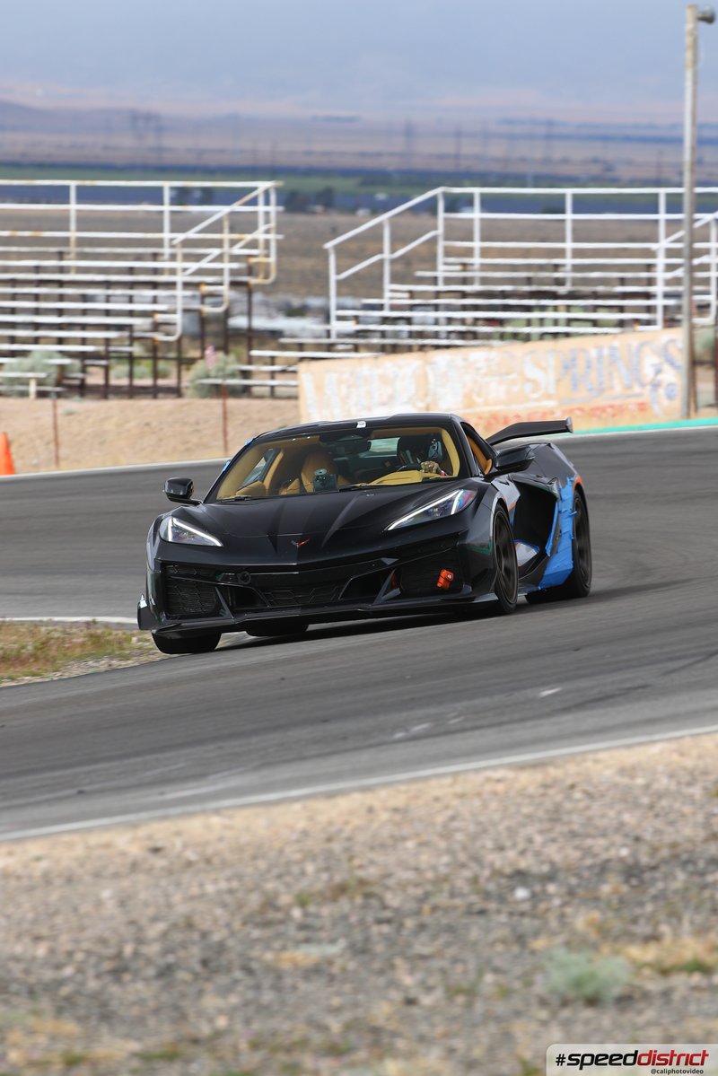 Chevrolet Corvette Z06 black