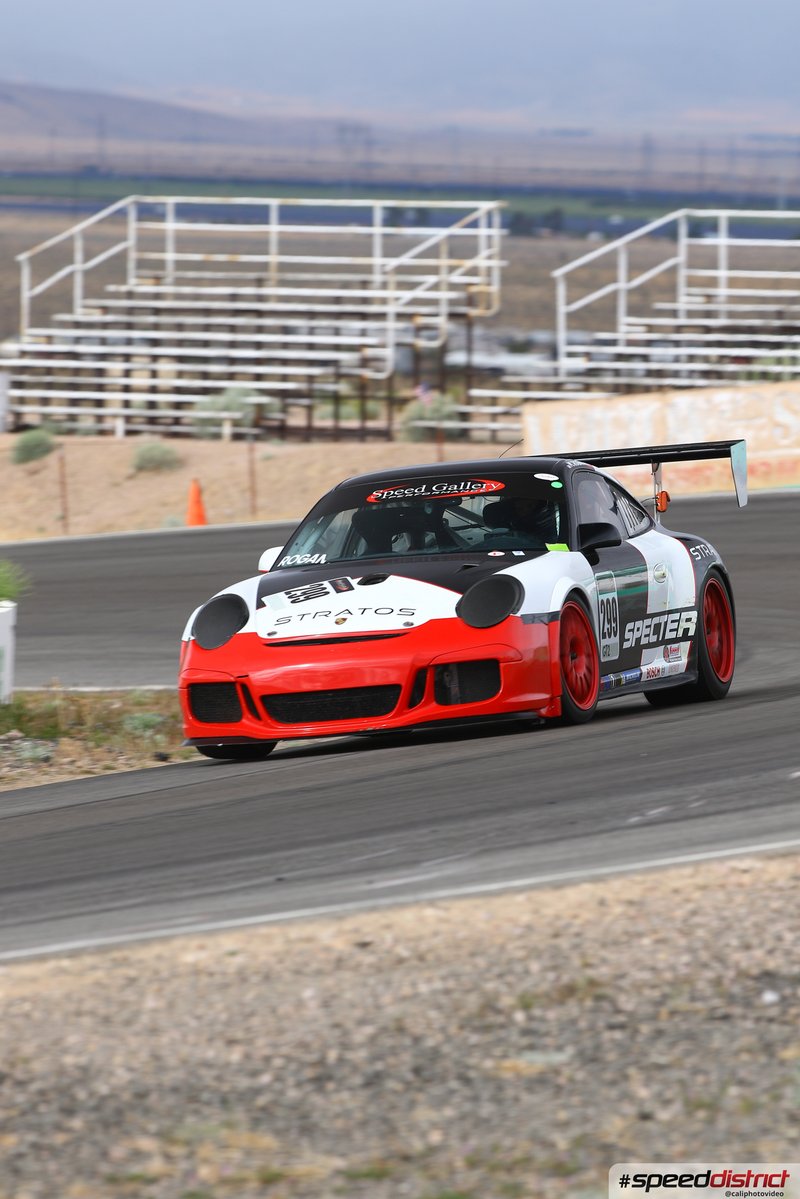 Porsche 911 GT3 Cup white