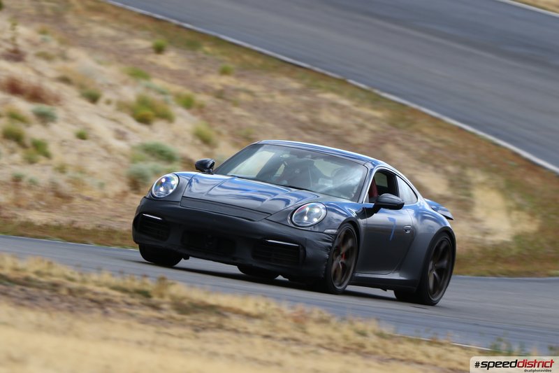 Porsche 911 GT3 blue