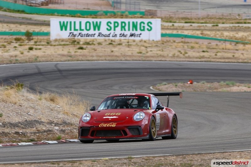 Porsche 911 GT3 red