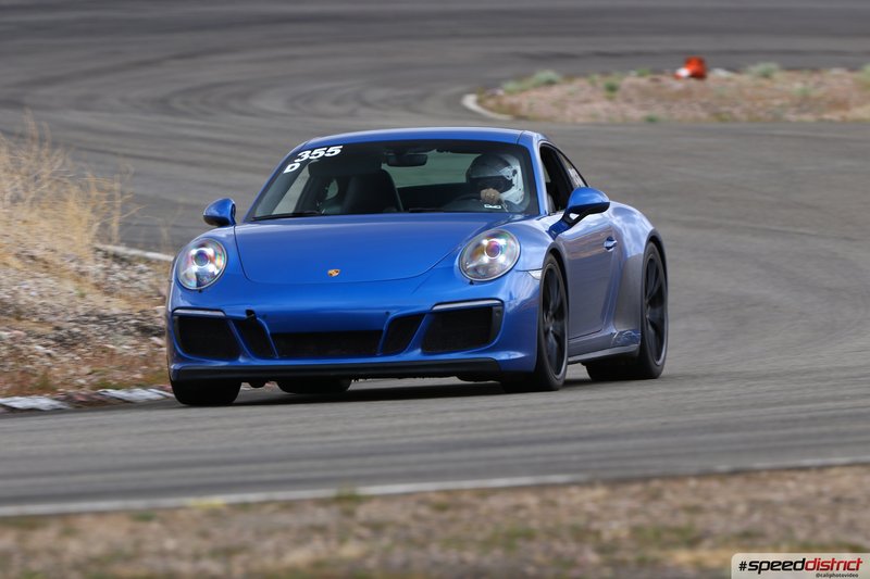 Porsche 911 GTS