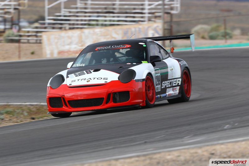 Porsche 911 GT3 Cup red
