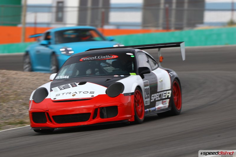 Porsche 911 GT3 white