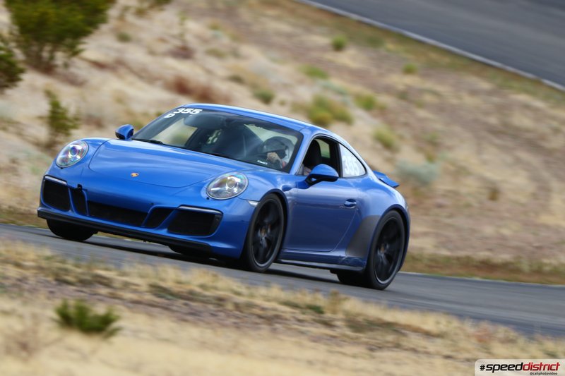 Porsche 911 GTS