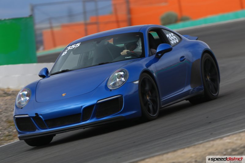 Porsche 911 GT3 blue