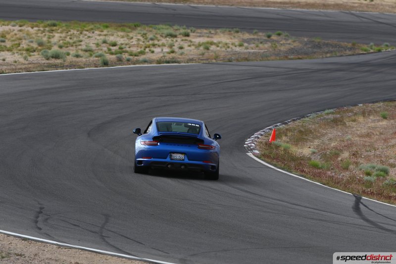 Porsche 911 GTS