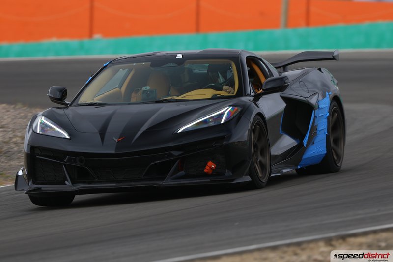 Chevrolet Corvette Z06 black