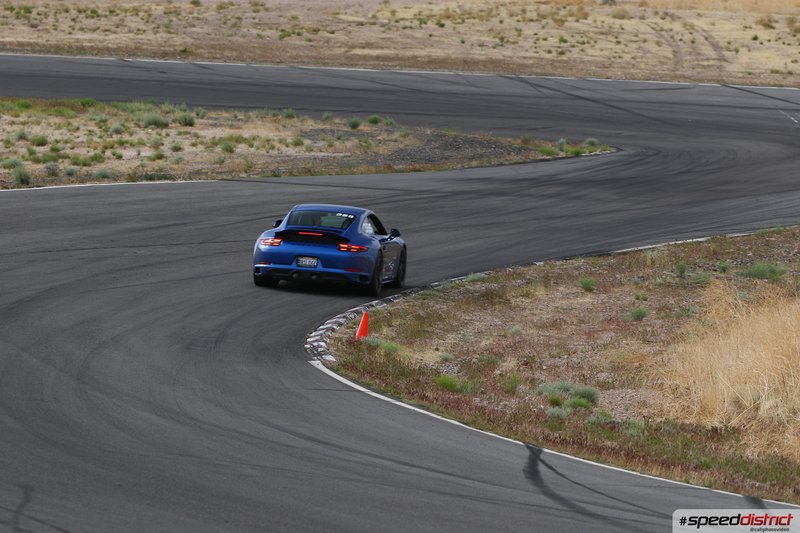 Porsche 911 GT3 blue