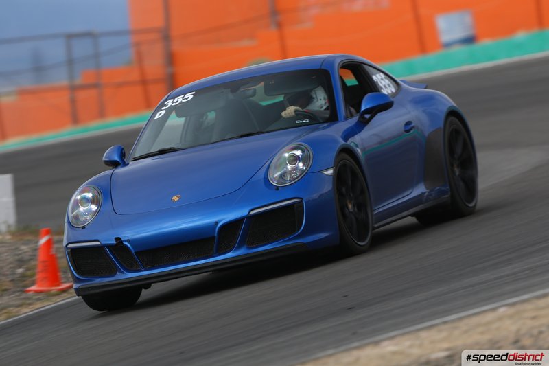 Porsche 911 GT3 blue
