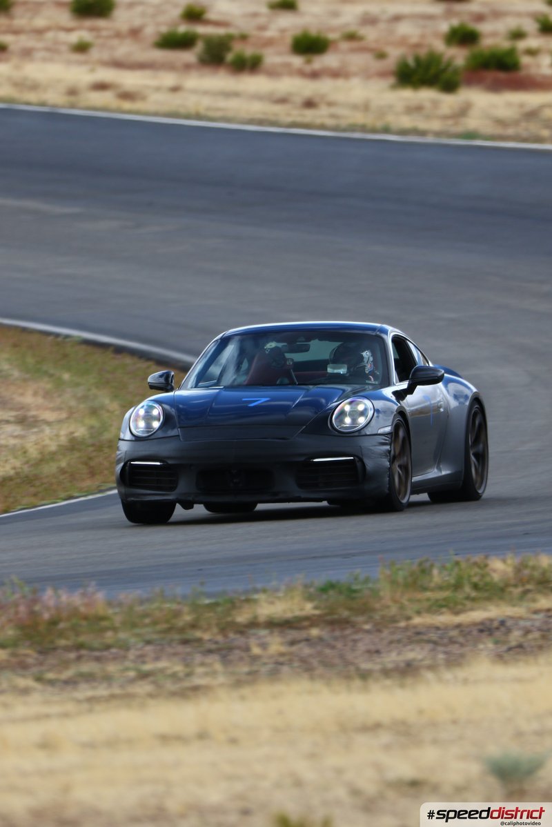 Porsche 911 GT3 gray
