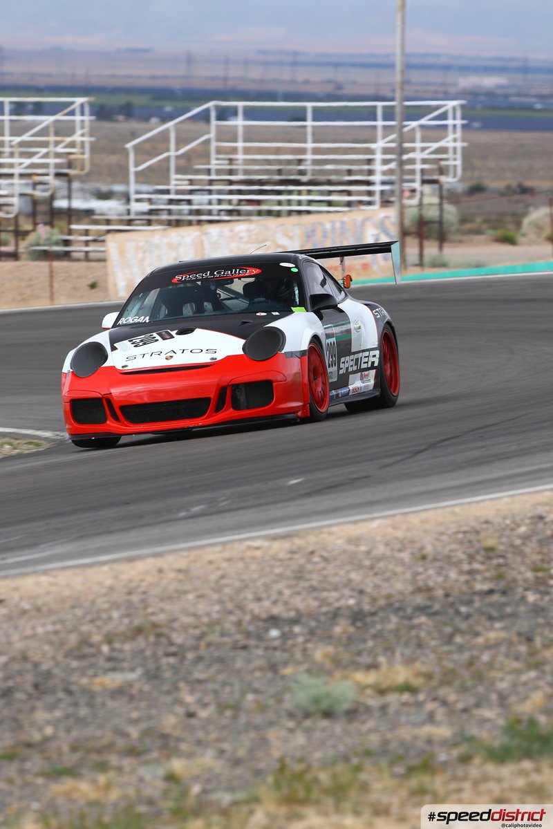 Porsche 911 GT3 Cup white