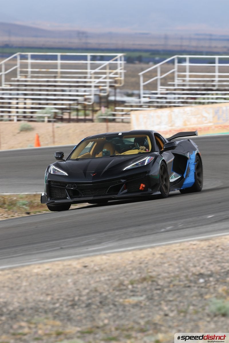Chevrolet Corvette Z06 black