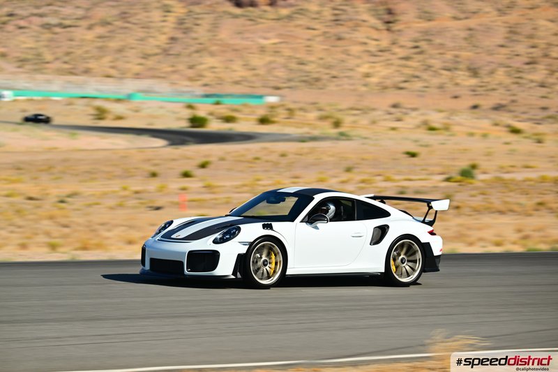 Porsche 911 GT2 RS