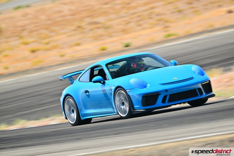 Porsche 911 GT3 RS blue