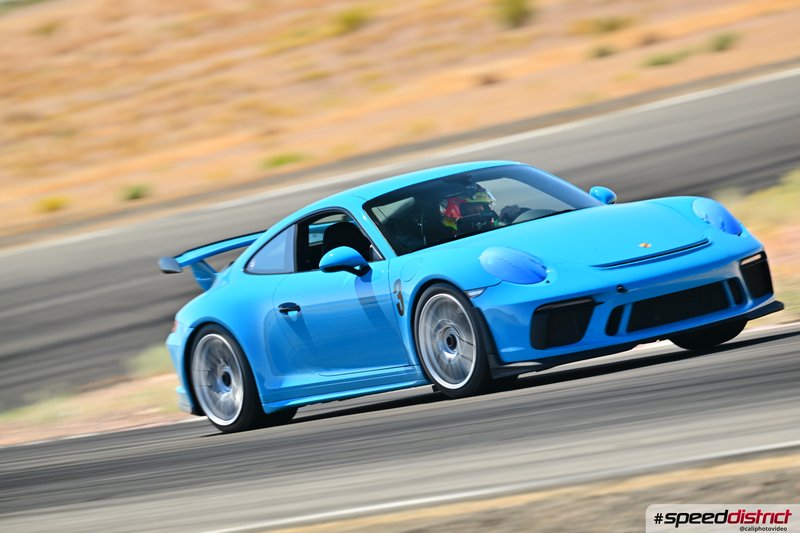 Porsche 911 GT3 RS blue