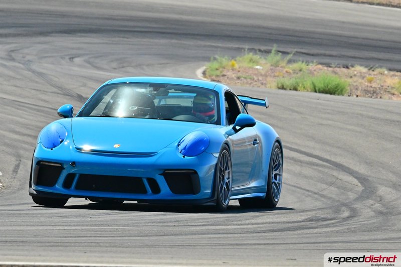 Porsche 911 GT3 RS blue