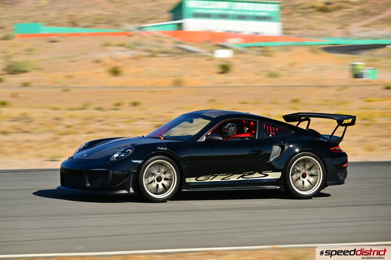 Porsche 911 GT3 RS blue