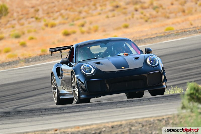 Porsche 911 GT3 RS blue