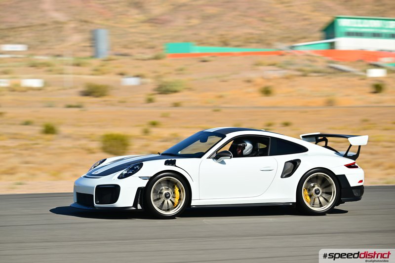 Porsche 911 GT2 RS