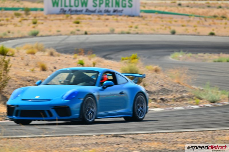Porsche 911 GT3 RS blue