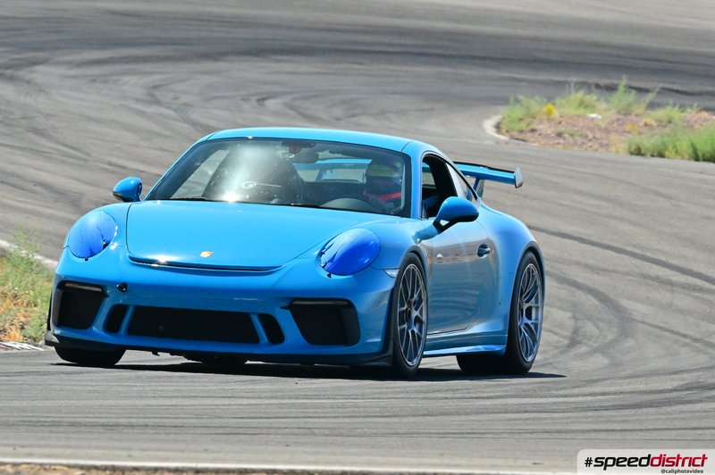 Porsche 911 GT3 RS blue