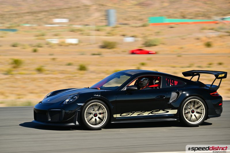 Porsche 911 GT3 RS blue