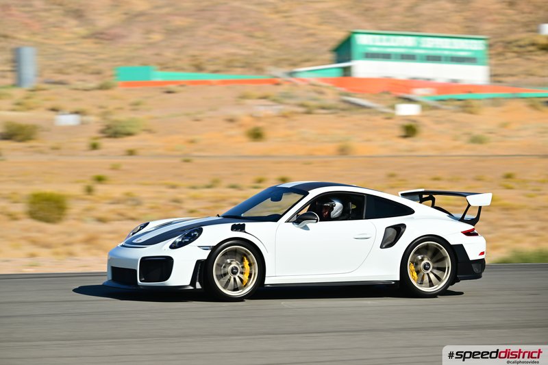 Porsche 911 GT2 RS