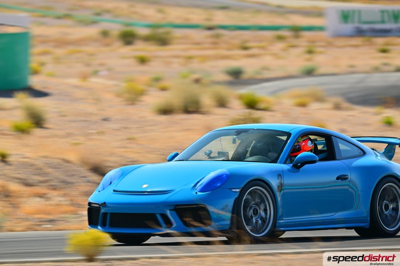 Porsche 911 GT3 RS blue