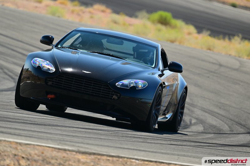 Aston Martin Vantage