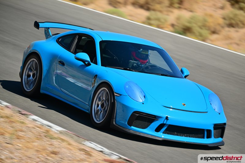 Porsche 911 GT3 RS blue