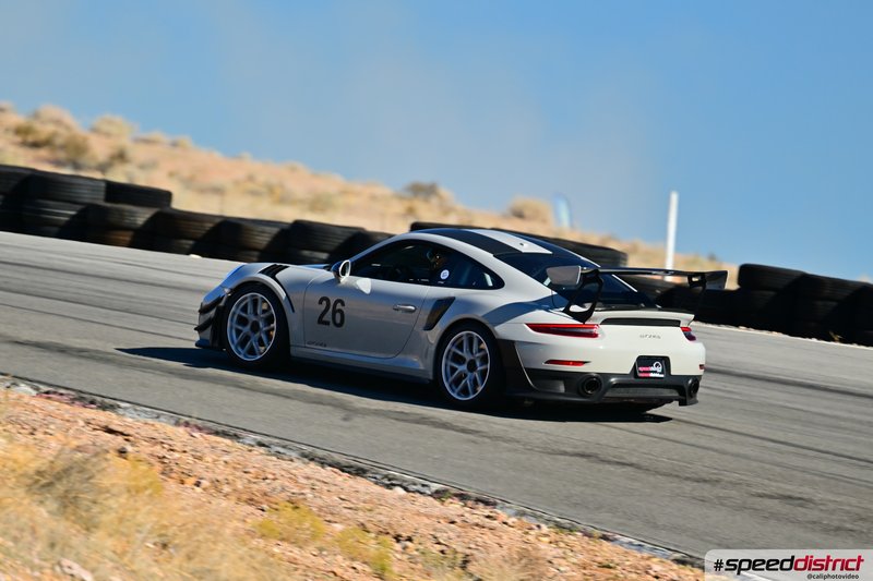 Porsche 911 GT2 RS