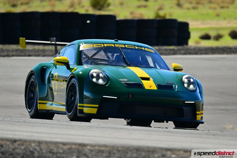 Porsche 911 GT3 Cup green