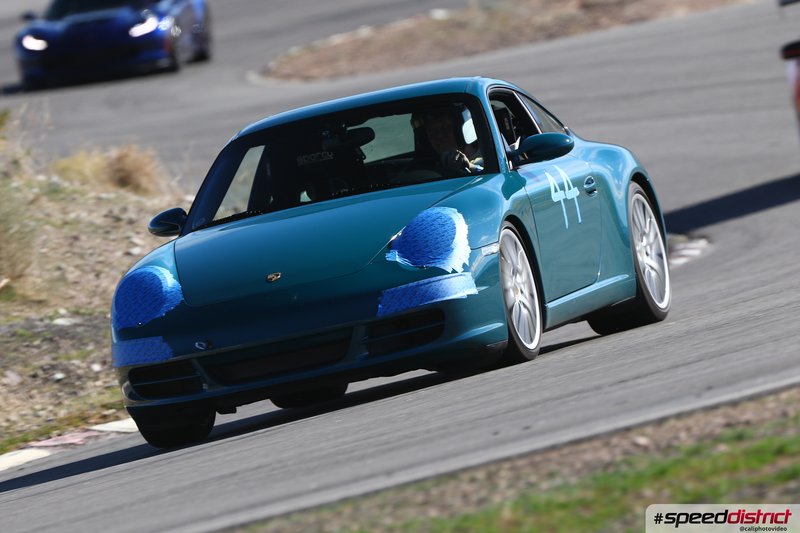 Porsche 911 GT3 blue