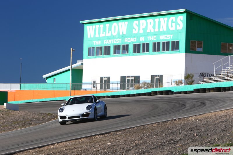 Porsche 911 GT3 white
