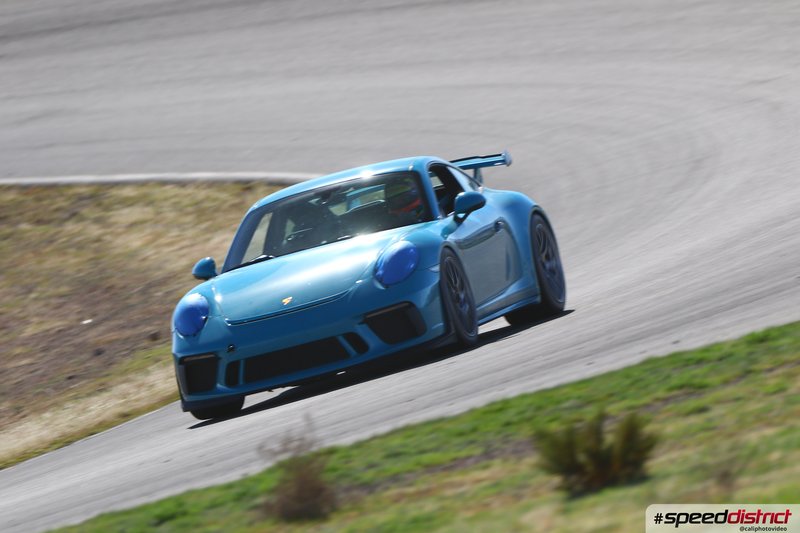 Porsche 911 GT3 RS blue