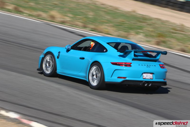 Porsche 911 GT3 blue