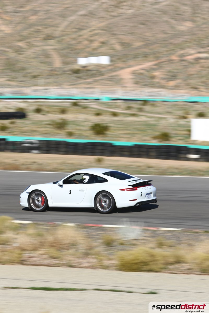 Porsche 911 GT3 white