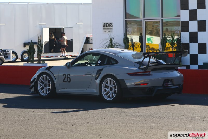Porsche 911 GT3 RS silver