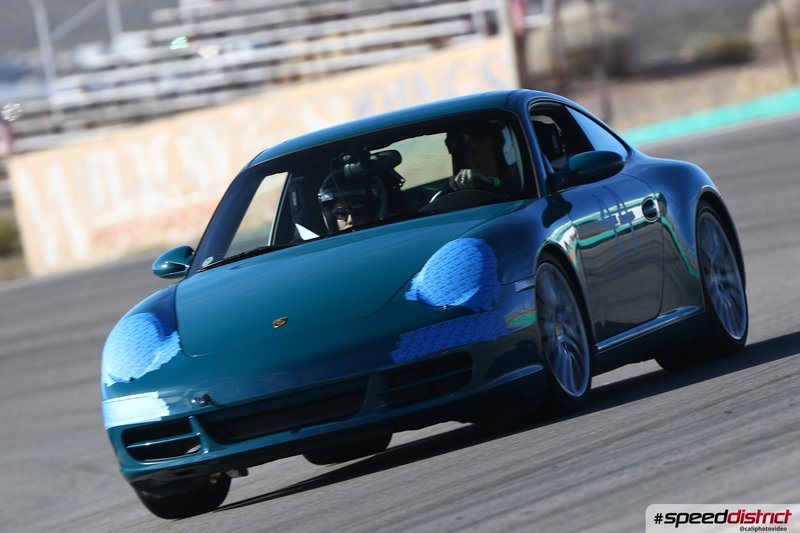 Porsche 911 GT3 blue