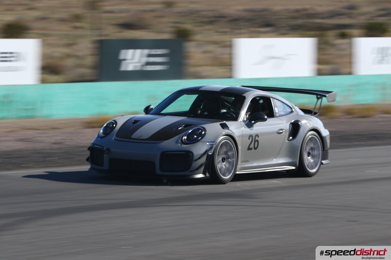 Porsche 911 GT2 RS